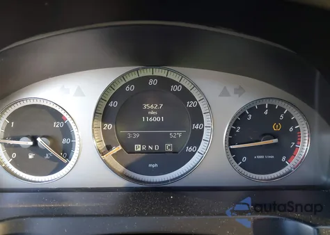 2008 Mercedes-Benz C 300 Luxury/Sport z USA, uszkodzony, nr VIN WDDGF54X68F091145